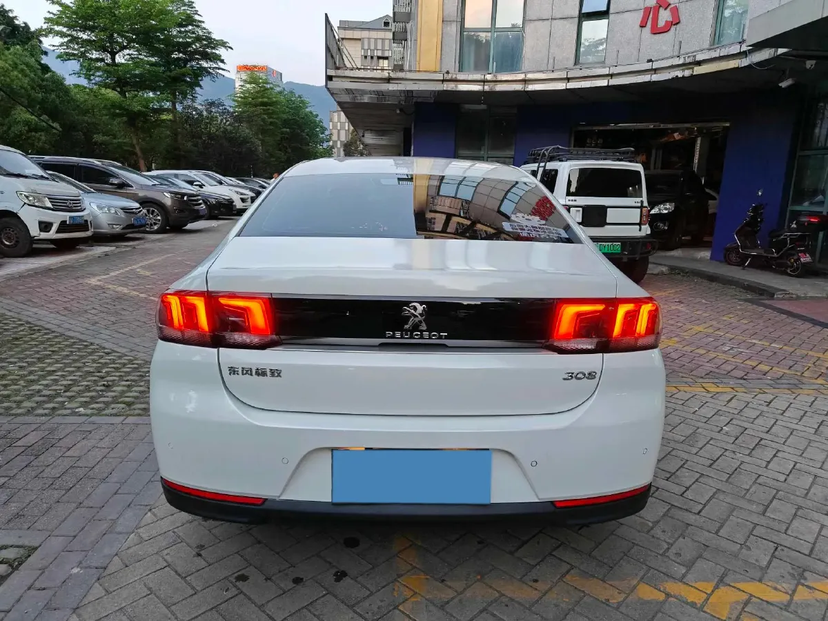 2018 Peugeot 308 1.6L 117HP L4 6AT,autocango,china used car exporter,china ev exporter,chinese used car exporter,chinese used ev exporter