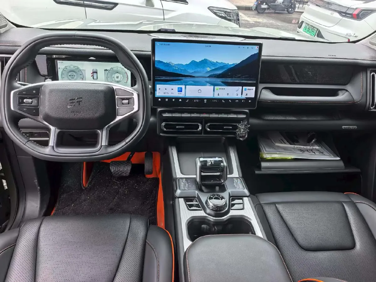 2025 Jetour Traveller 1.5T 184HP L4 7DCT,autocango,china used car exporter,china ev exporter,chinese used car exporter,chinese used ev exporter