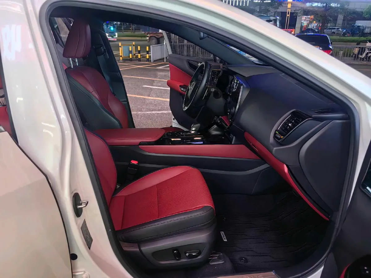 2022 Lexus NX 2.5L 192HP L4 E-CVT Hybrid,autocango,china used car exporter,china ev exporter,chinese used car exporter,chinese used ev exporter