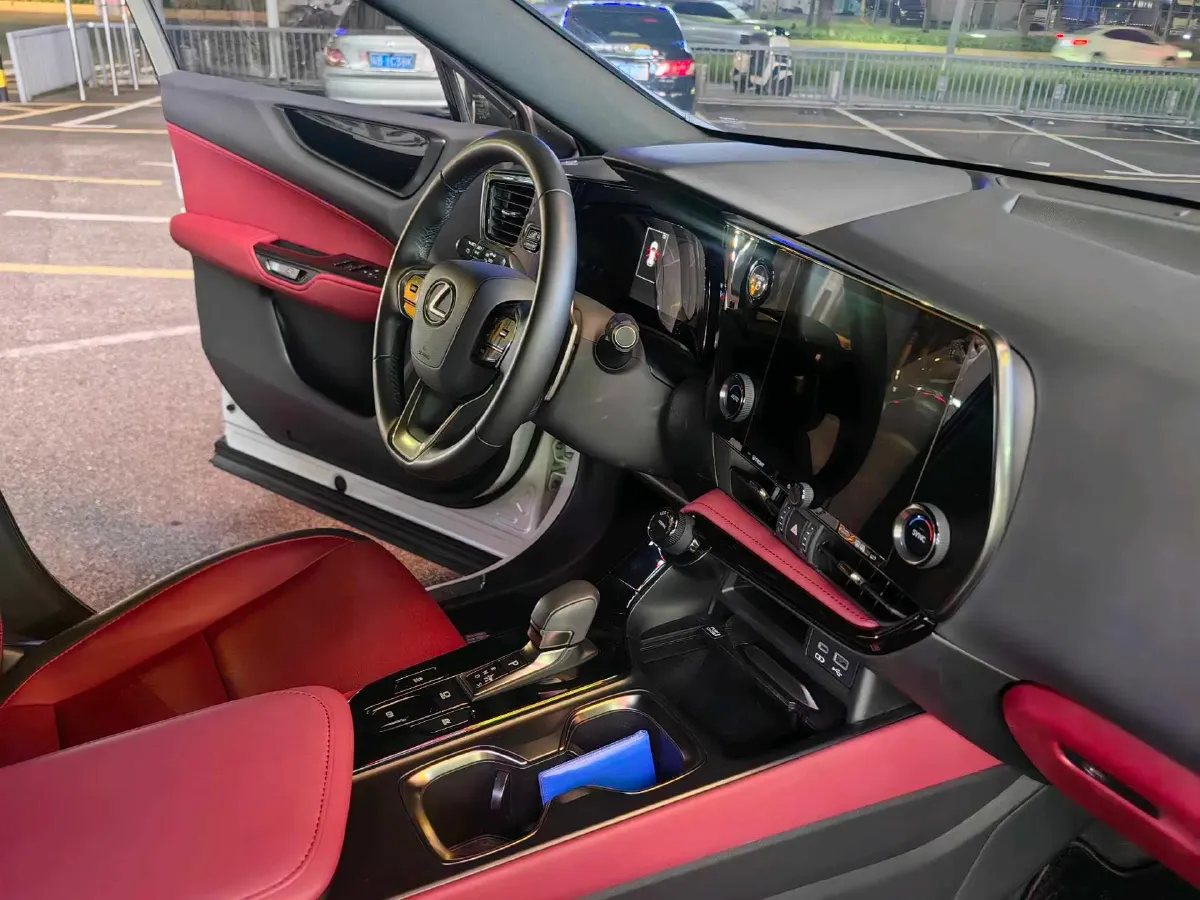 2022 Lexus NX 2.5L 192HP L4 E-CVT Hybrid,autocango,china used car exporter,china ev exporter,chinese used car exporter,chinese used ev exporter