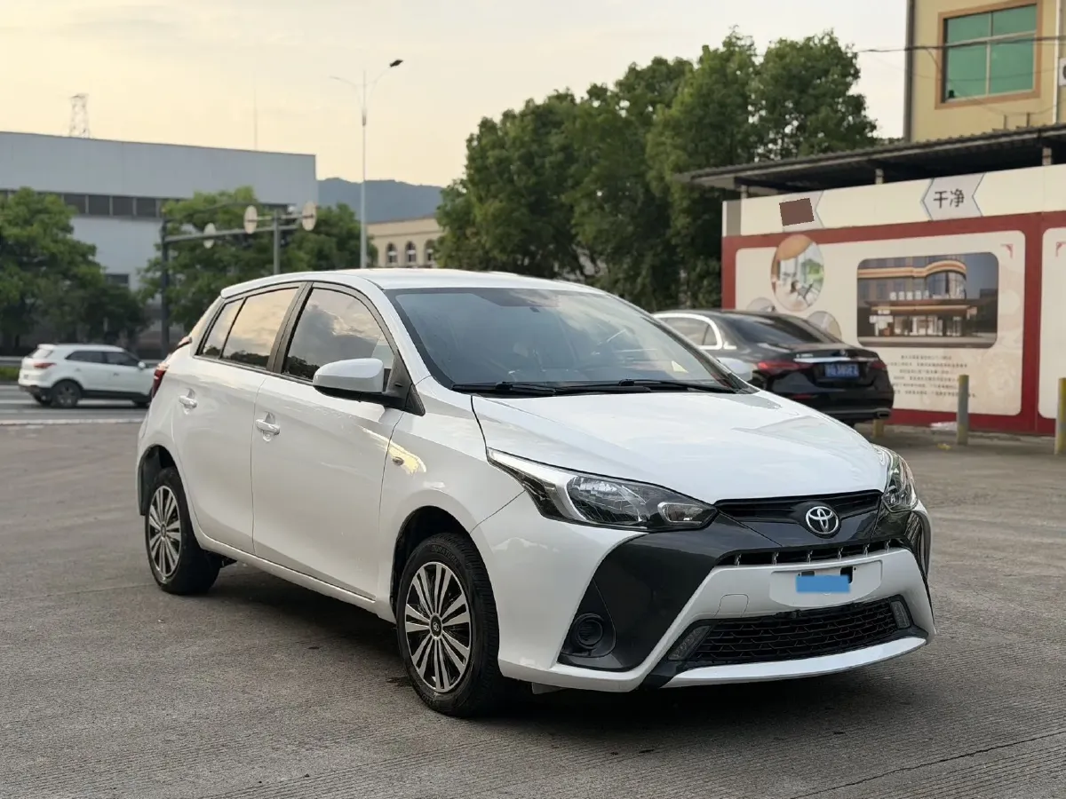 2017 Toyota Yaris L 1.5L 107HP L4 CVT,autocango,china used car exporter,china ev exporter,chinese used car exporter,chinese used ev exporter