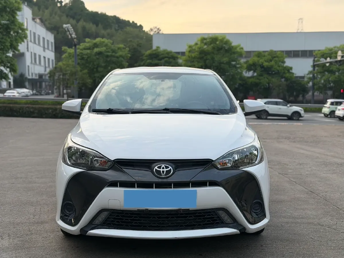 2017 Toyota Yaris L 1.5L 107HP L4 CVT,autocango,china used car exporter,china ev exporter,chinese used car exporter,chinese used ev exporter