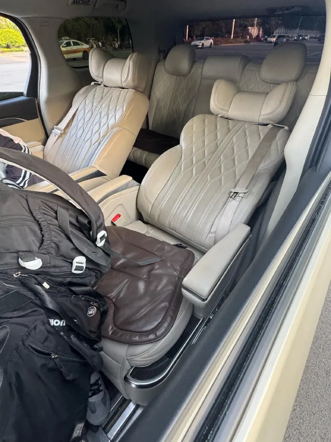 2021 Buick GL8 2.0T 237HP L4 9AT,autocango,china used car exporter,china ev exporter,chinese used car exporter,chinese used ev exporter