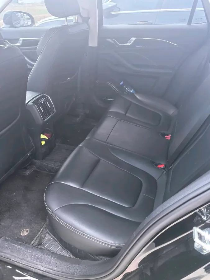 2025 Bestune B70 1.5T 169HP L4 7DCT,autocango,china used car exporter,china ev exporter,chinese used car exporter,chinese used ev exporter