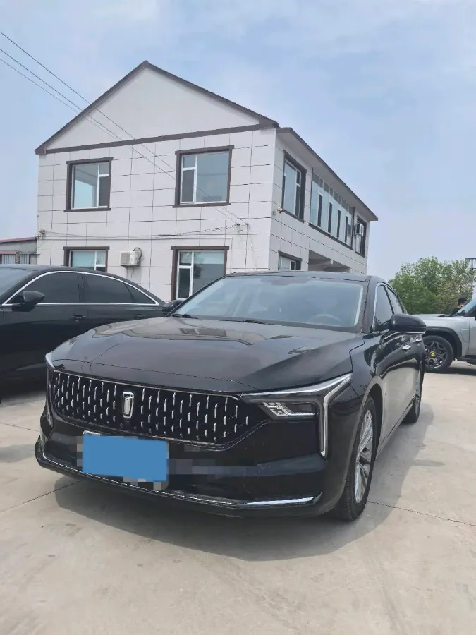 2025 Bestune B70 1.5T 169HP L4 7DCT,autocango,china used car exporter,china ev exporter,chinese used car exporter,chinese used ev exporter