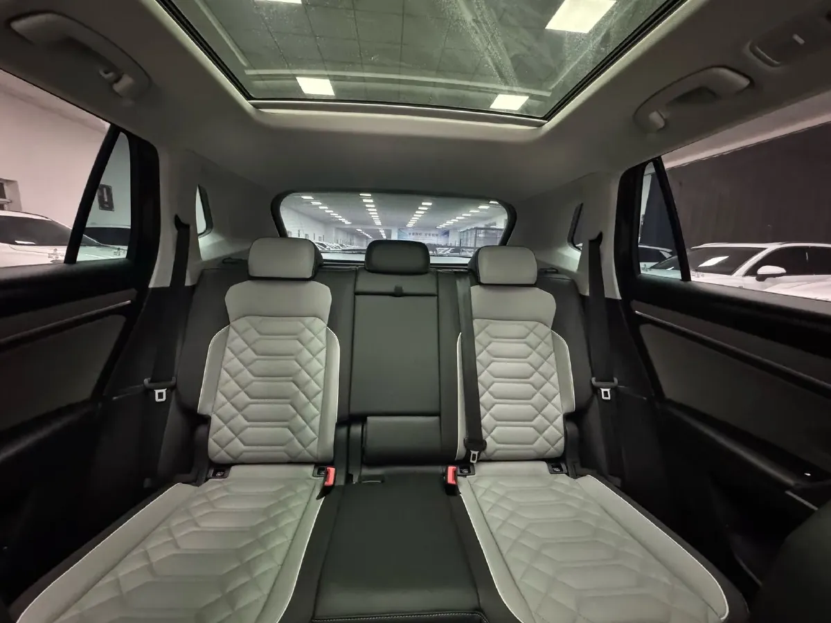 2023 Volkswagen Tayron 1.4T 150HP L4 7DCT,autocango,china used car exporter,china ev exporter,chinese used car exporter,chinese used ev exporter