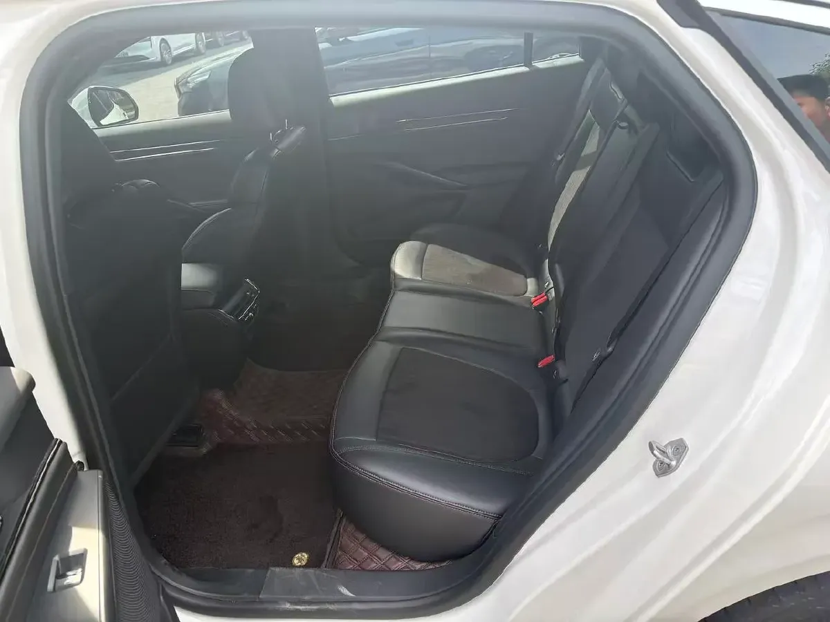 2023 Ford Mondeo 1.5T 190HP L4 8AT,autocango,china used car exporter,china ev exporter,chinese used car exporter,chinese used ev exporter