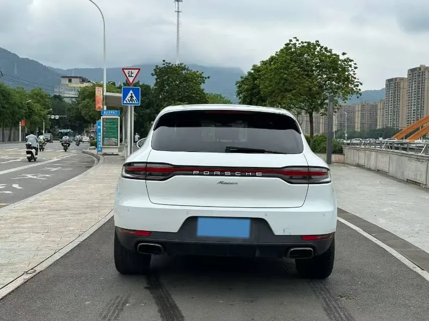 2018 Porsche Macan 2.0T 252HP L4 7DCT,autocango,china used car exporter,china ev exporter,chinese used car exporter,chinese used ev exporter