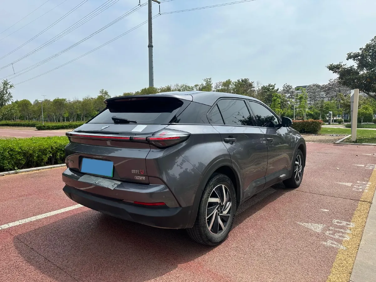 2022 Venucia Grand V 1.5T 190HP L4 7DCT,autocango,china used car exporter,china ev exporter,chinese used car exporter,chinese used ev exporter