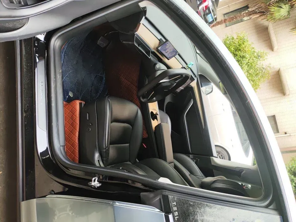 2022 Tesla Model Y BEV 60KWH,autocango,china used car exporter,china ev exporter,chinese used car exporter,chinese used ev exporter