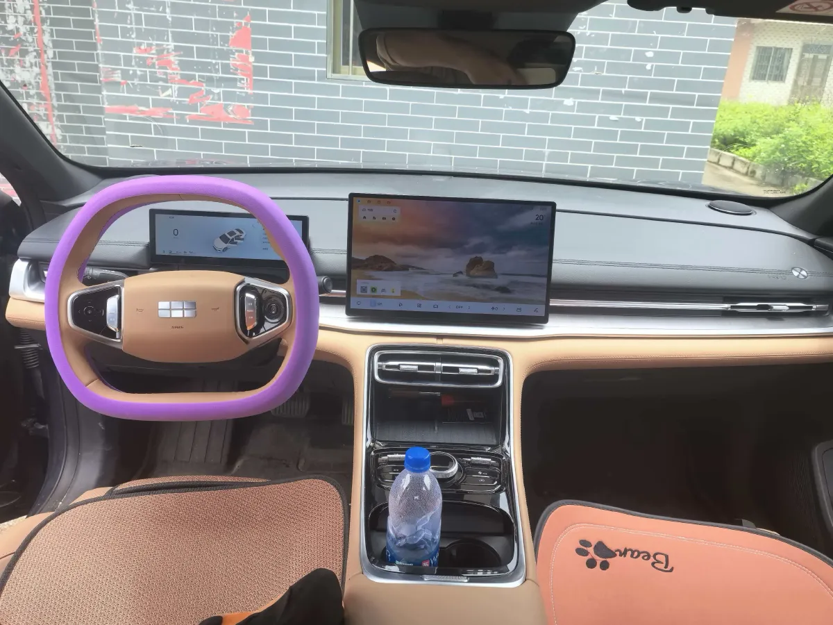 2025 Geely Galaxy A7 1.5L 112HP L4 1DHT PHEV,autocango,china used car exporter,china ev exporter,chinese used car exporter,chinese used ev exporter