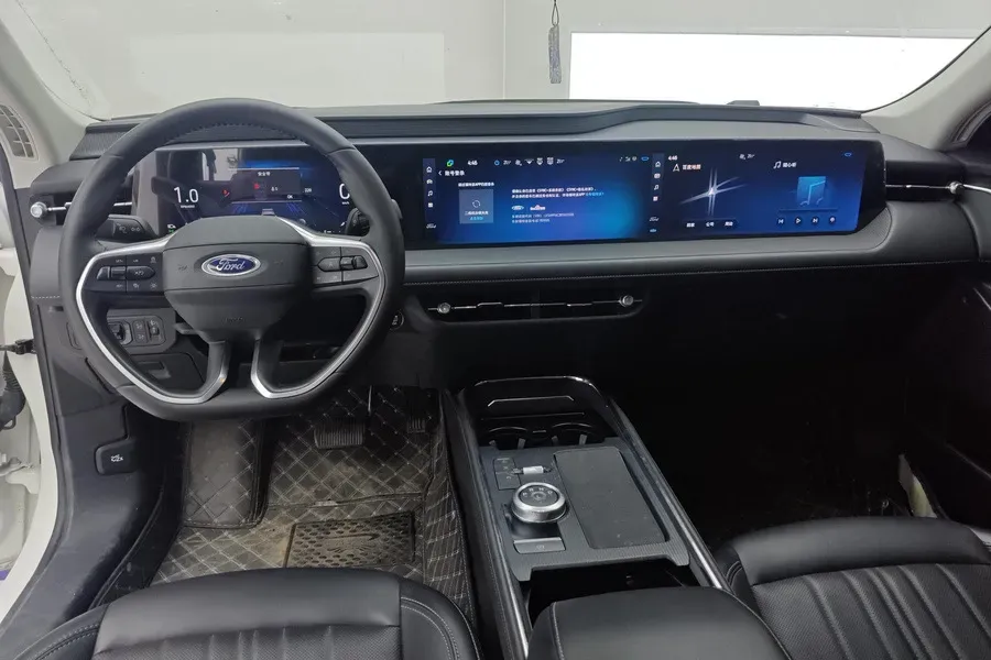 2025 Ford Mondeo 2.0T 254HP L4 8AT,autocango,china used car exporter,china ev exporter,chinese used car exporter,chinese used ev exporter