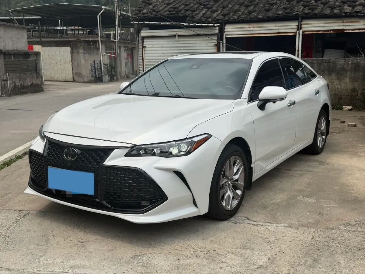 2021 Toyota Avalon 2.5L 209HP L4 8AT,autocango,china used car exporter,china ev exporter,chinese used car exporter,chinese used ev exporter