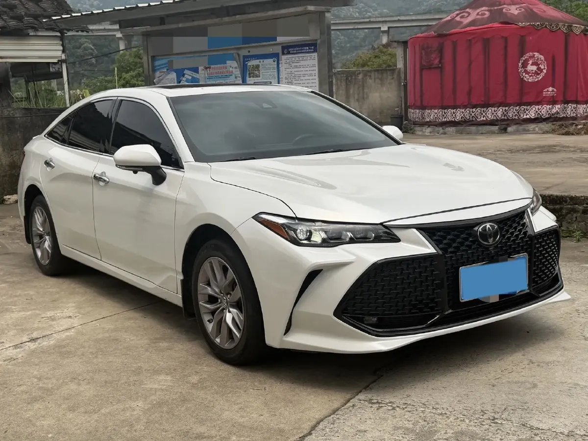 2021 Toyota Avalon 2.5L 209HP L4 8AT,autocango,china used car exporter,china ev exporter,chinese used car exporter,chinese used ev exporter