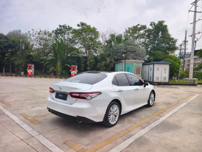 2019 Toyota Camry 2.5L 209HP L4 8AT,autocango,china used car exporter,china ev exporter,chinese used car exporter,chinese used ev exporter