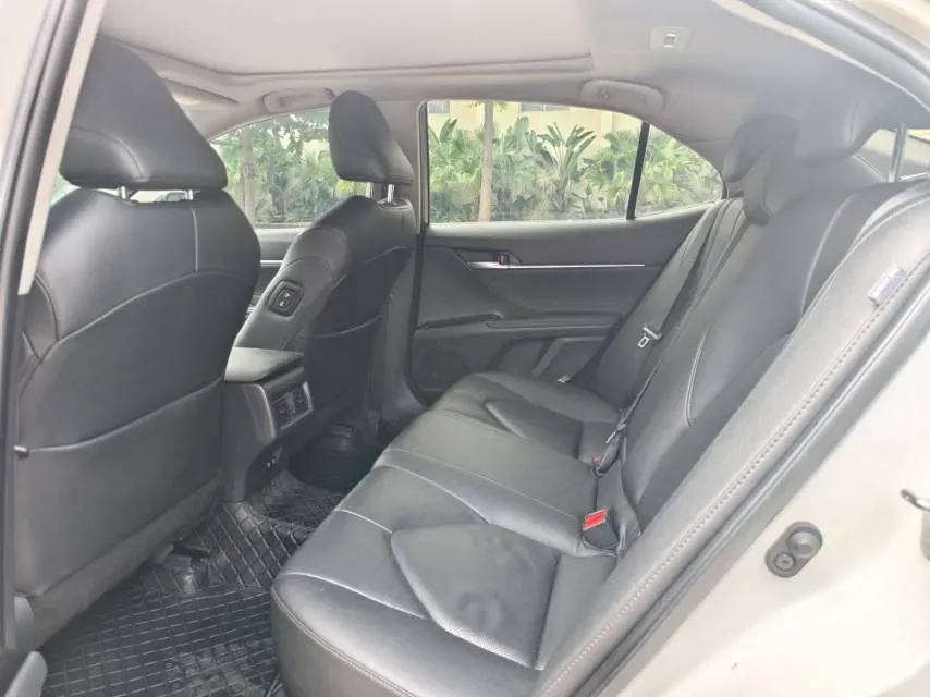 2019 Toyota Camry 2.5L 209HP L4 8AT,autocango,china used car exporter,china ev exporter,chinese used car exporter,chinese used ev exporter