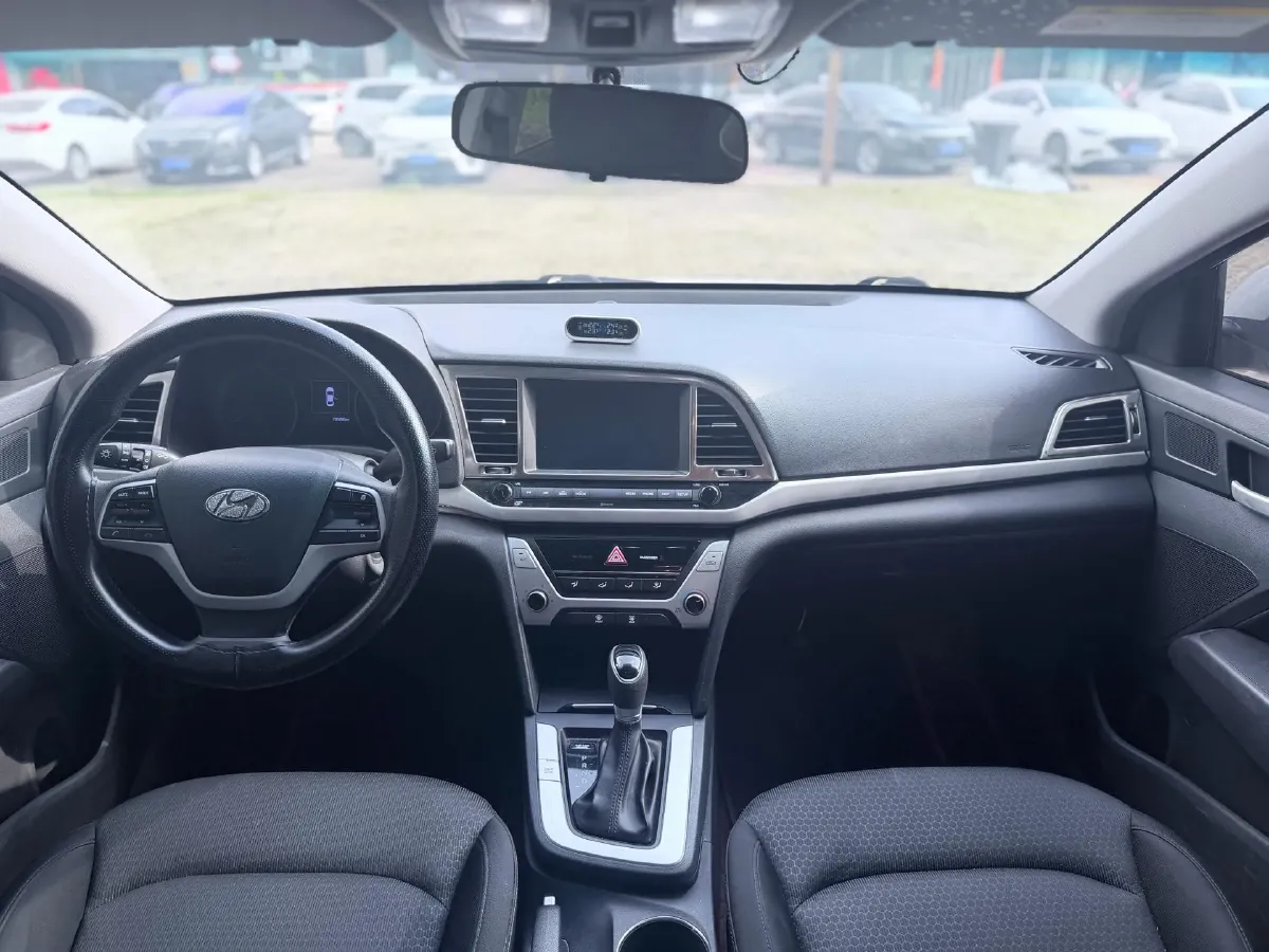 2016 Hyundai Elantra 1.6L 130HP L4 6AT,autocango,china used car exporter,china ev exporter,chinese used car exporter,chinese used ev exporter