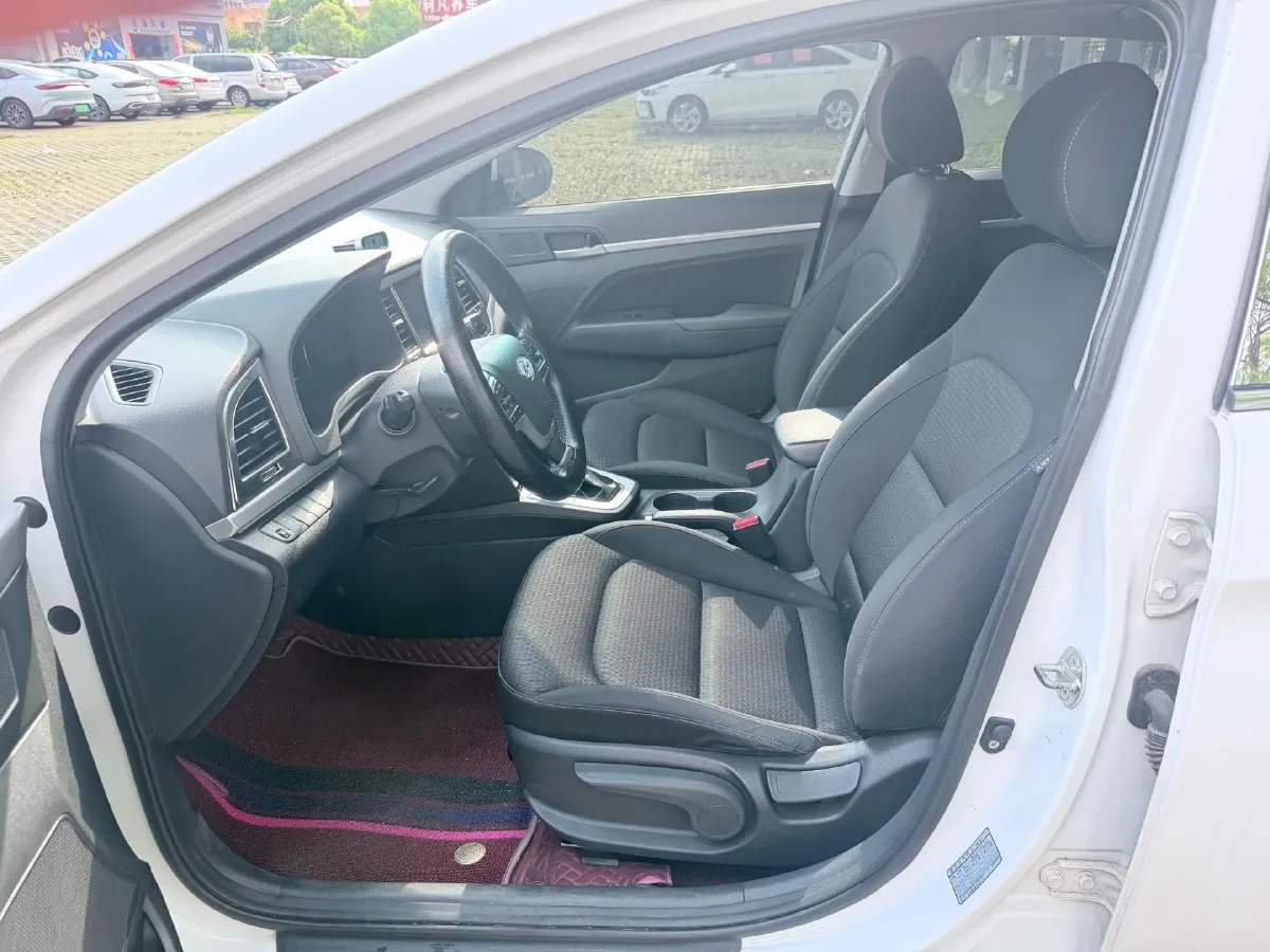 2016 Hyundai Elantra 1.6L 130HP L4 6AT,autocango,china used car exporter,china ev exporter,chinese used car exporter,chinese used ev exporter