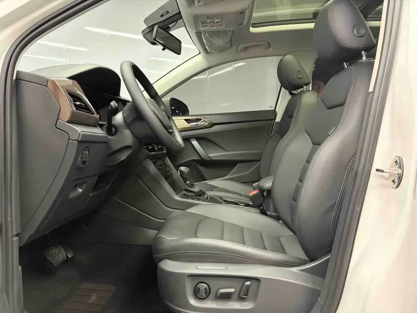 2022 MAXUS XinTu V90 2.0T 150HP L4 6AT,autocango,china used car exporter,china ev exporter,chinese used car exporter,chinese used ev exporter