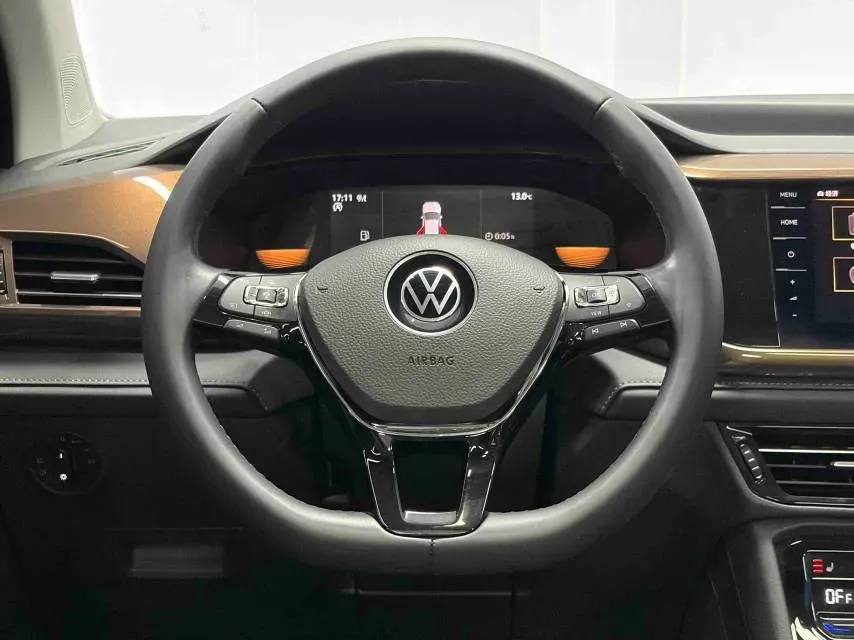 2022 MAXUS XinTu V90 2.0T 150HP L4 6AT,autocango,china used car exporter,china ev exporter,chinese used car exporter,chinese used ev exporter