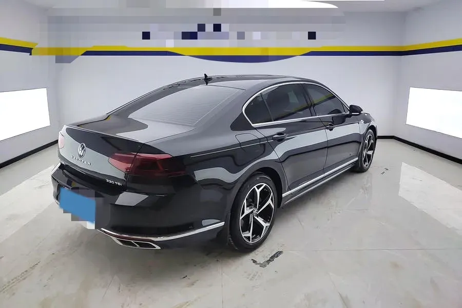 2023 Volkswagen Magotan 2.0T 186HP L4 7DCT,autocango,china used car exporter,china ev exporter,chinese used car exporter,chinese used ev exporter