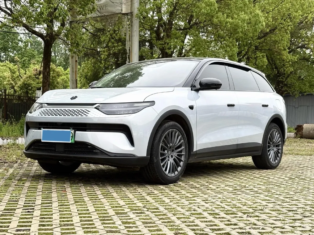 2024 Leapmotor C11 1.5L 95HP L4 REEV 30.1KWH,autocango,china used car exporter,china ev exporter,chinese used car exporter,chinese used ev exporter