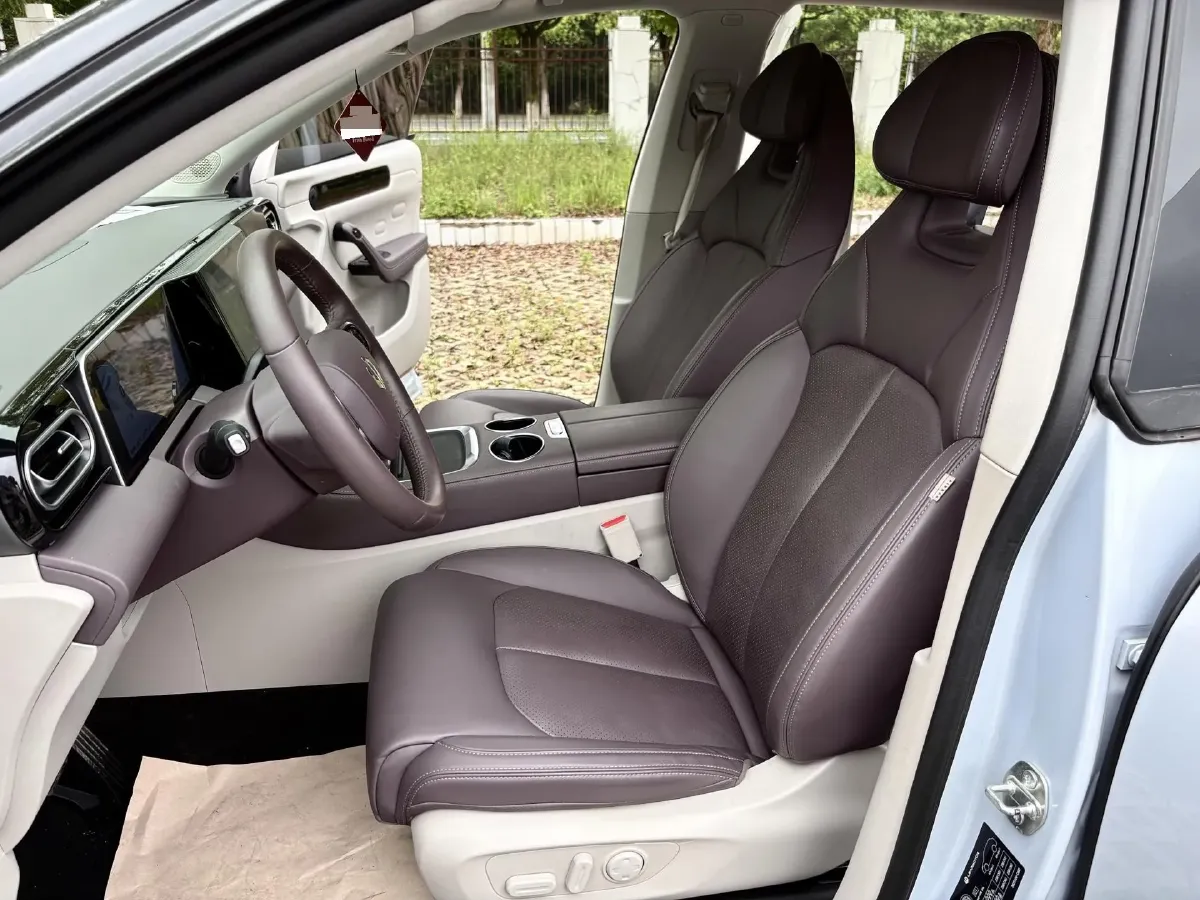 2024 Leapmotor C11 1.5L 95HP L4 REEV 30.1KWH,autocango,china used car exporter,china ev exporter,chinese used car exporter,chinese used ev exporter