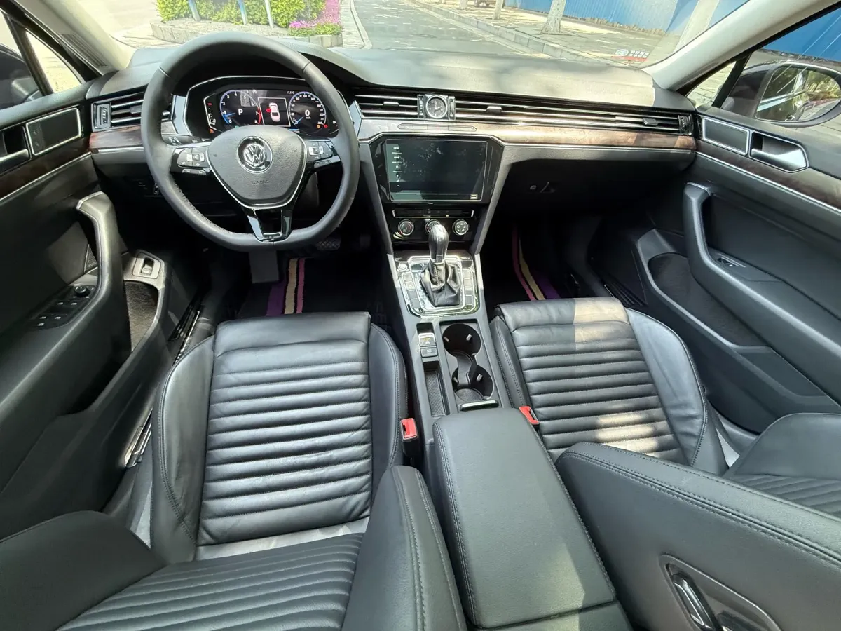 2019 Chevrolet Malibu XL 2.0T 241HP L4 9AT,autocango,china used car exporter,china ev exporter,chinese used car exporter,chinese used ev exporter