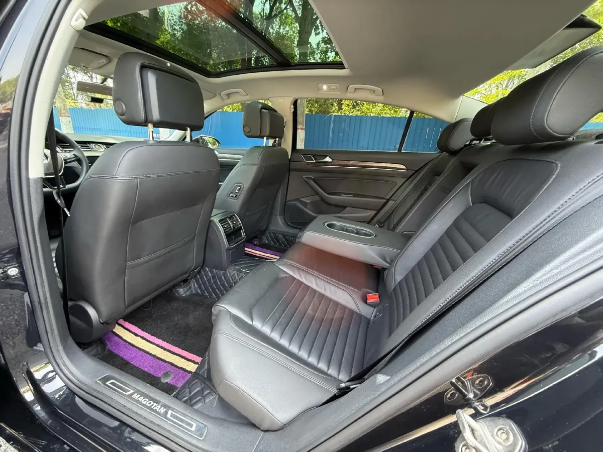 2019 Chevrolet Malibu XL 2.0T 241HP L4 9AT,autocango,china used car exporter,china ev exporter,chinese used car exporter,chinese used ev exporter