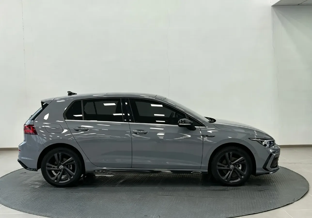 2023 Volkswagen Golf 1.4T 150HP L4 7DCT,autocango,china used car exporter,china ev exporter,chinese used car exporter,chinese used ev exporter