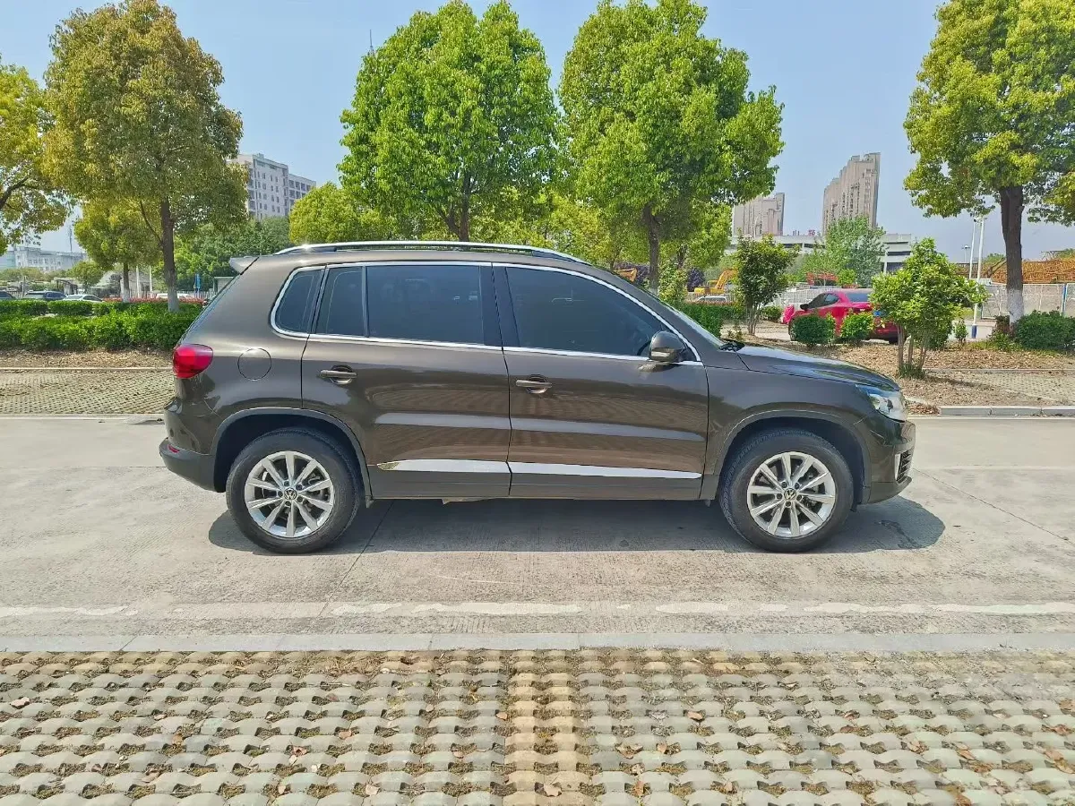 2017 Haval H9 2.0T 190HP L4 8AT,autocango,china used car exporter,china ev exporter,chinese used car exporter,chinese used ev exporter