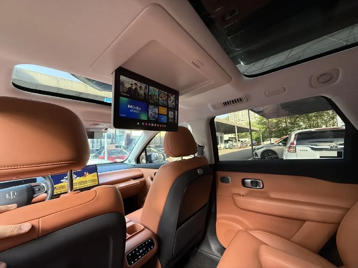 2025 LinkTour E-M8 BEV 65KWH,autocango,china used car exporter,china ev exporter,chinese used car exporter,chinese used ev exporter