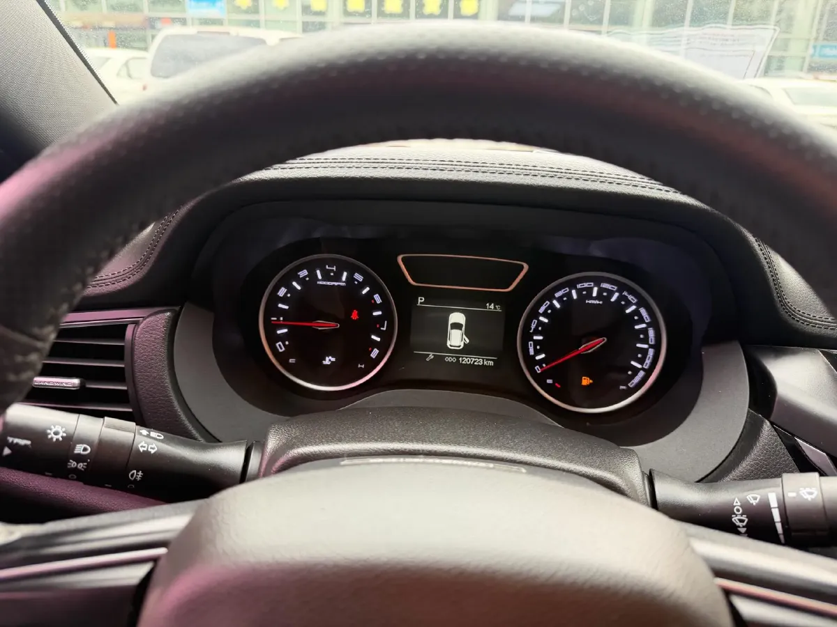 2018 Landwind XiaoYao 1.5T 163HP L4 CVT,autocango,china used car exporter,china ev exporter,chinese used car exporter,chinese used ev exporter