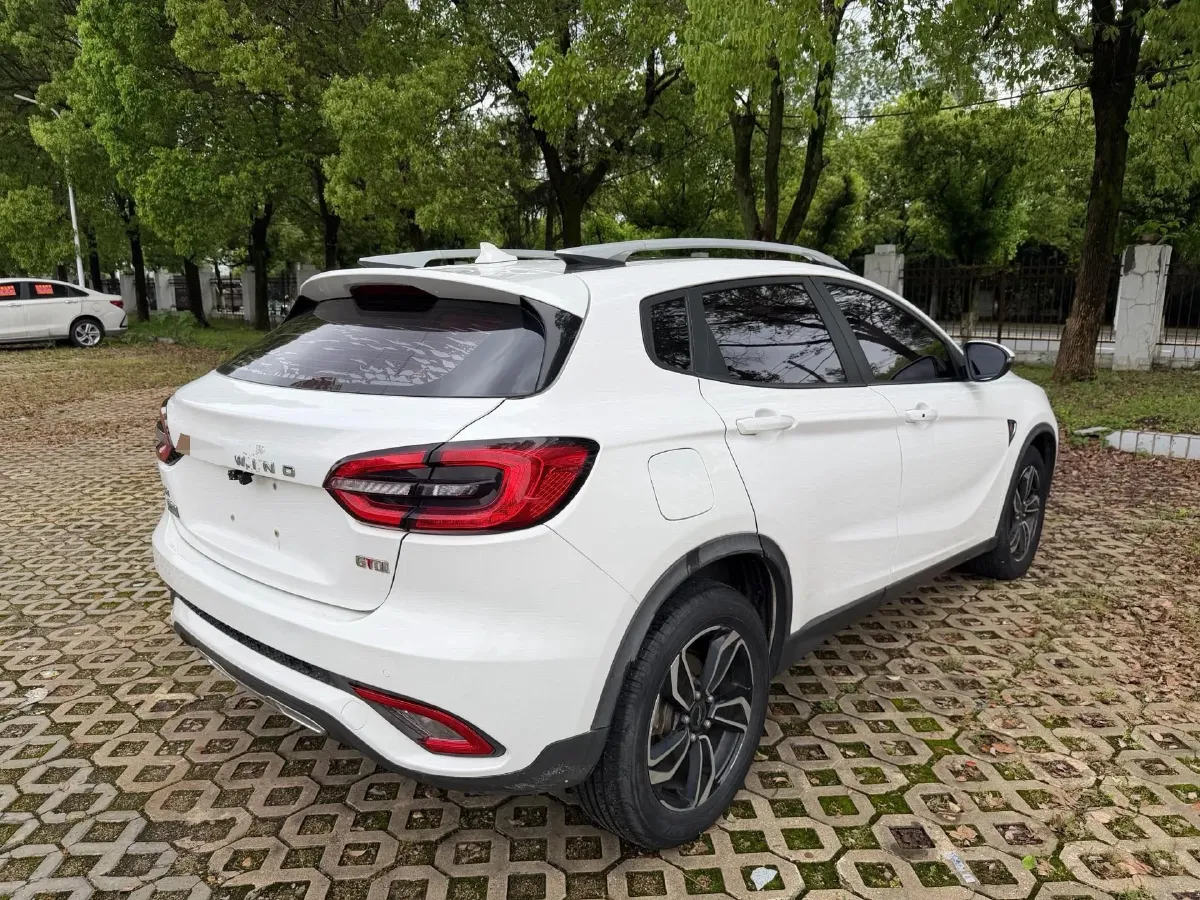2018 Landwind XiaoYao 1.5T 163HP L4 CVT,autocango,china used car exporter,china ev exporter,chinese used car exporter,chinese used ev exporter