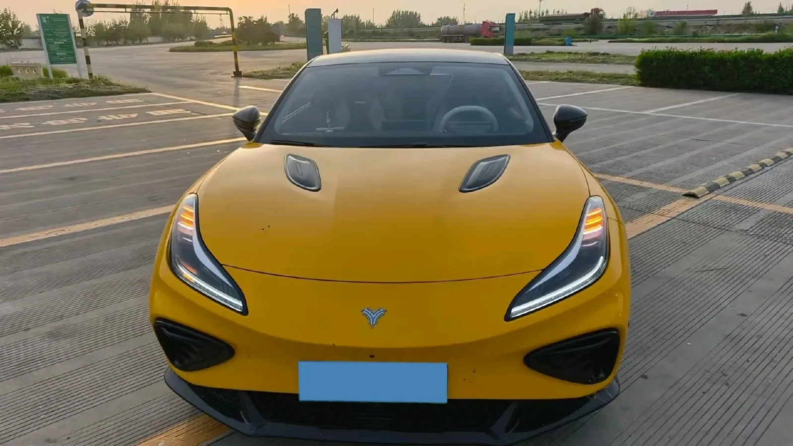 2023 Neta GT BEV 78KWH,autocango,china used car exporter,china ev exporter,chinese used car exporter,chinese used ev exporter