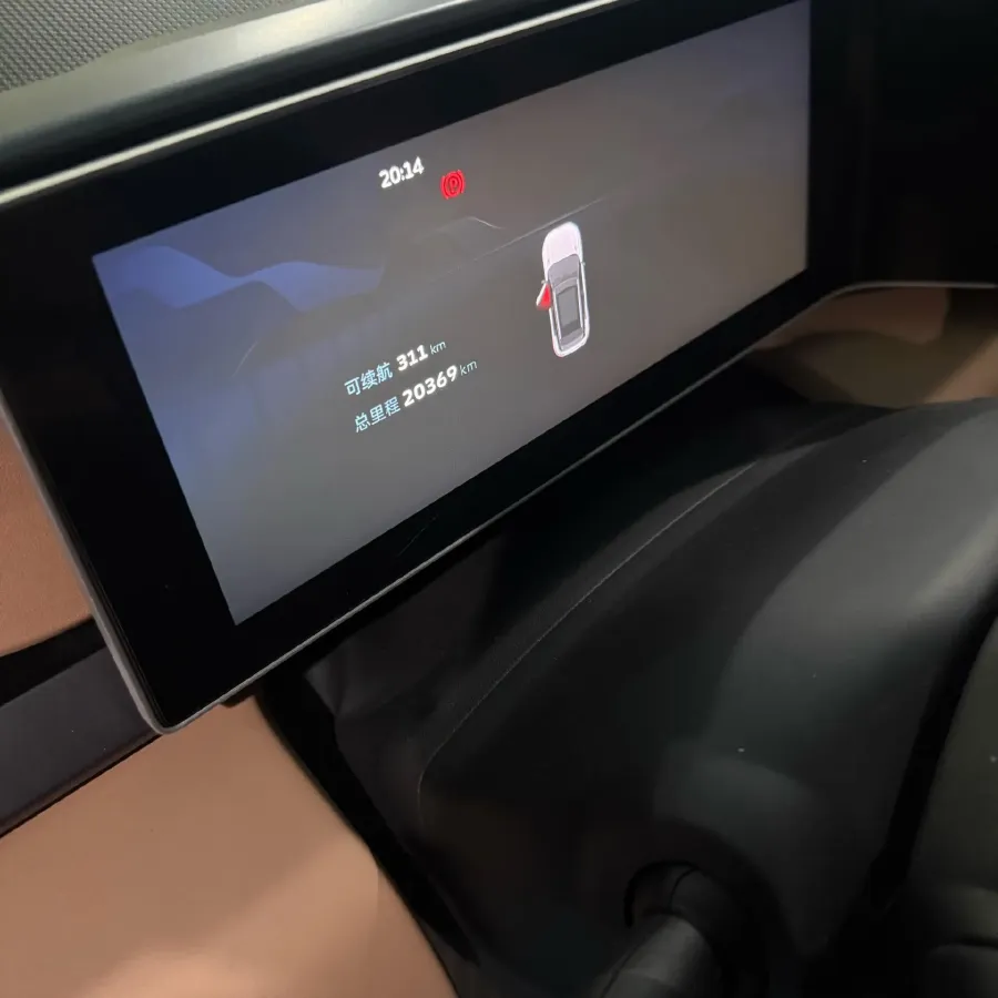 2023 Geely ICON 1.5T 181HP L4 7DCT,autocango,china used car exporter,china ev exporter,chinese used car exporter,chinese used ev exporter