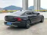 2022 Volvo S90 2.0T 250HP L4 8AT