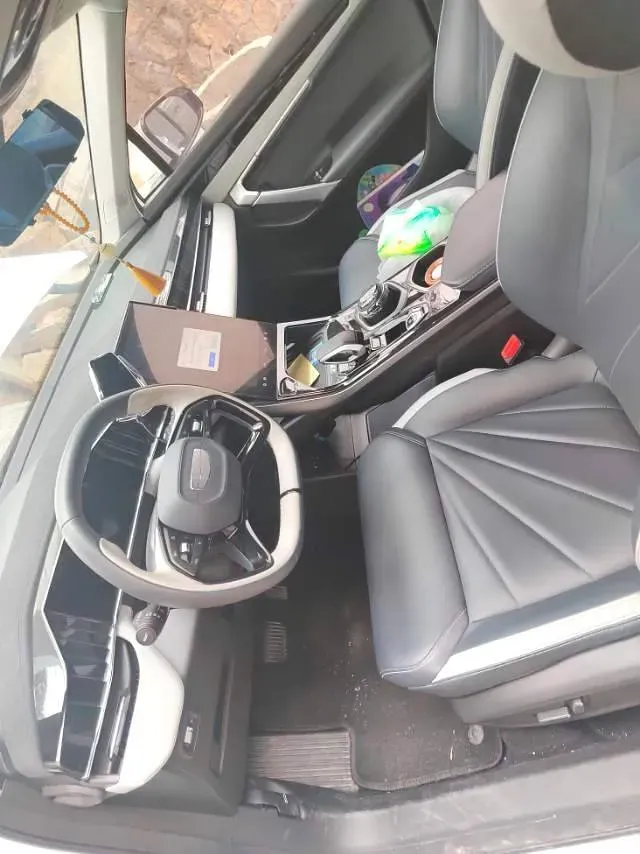 2023 Geely StarRay 1.5T 181HP L4 7DCT,autocango,china used car exporter,china ev exporter,chinese used car exporter,chinese used ev exporter