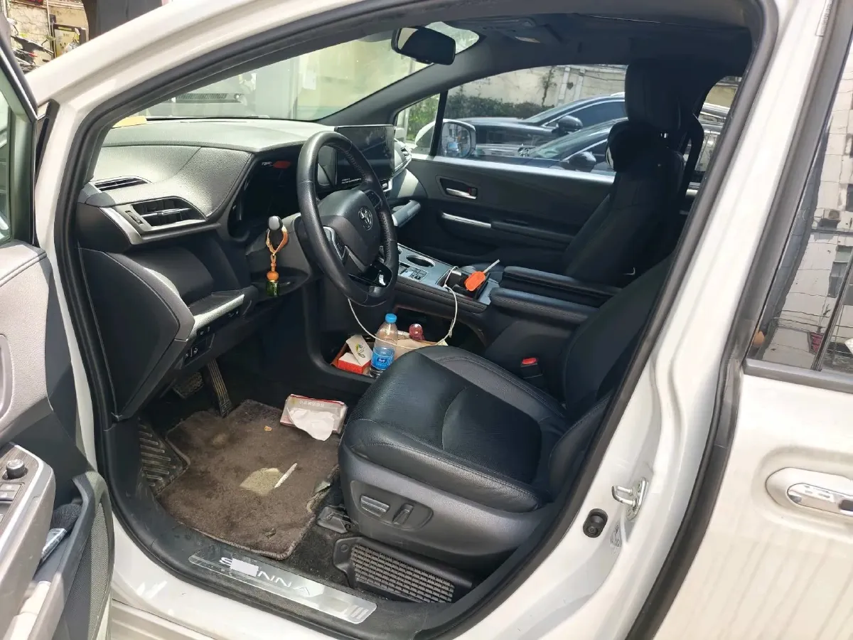 2021 Toyota Sienna 2.5L 192HP L4 E-CVT Hybrid,autocango,china used car exporter,china ev exporter,chinese used car exporter,chinese used ev exporter