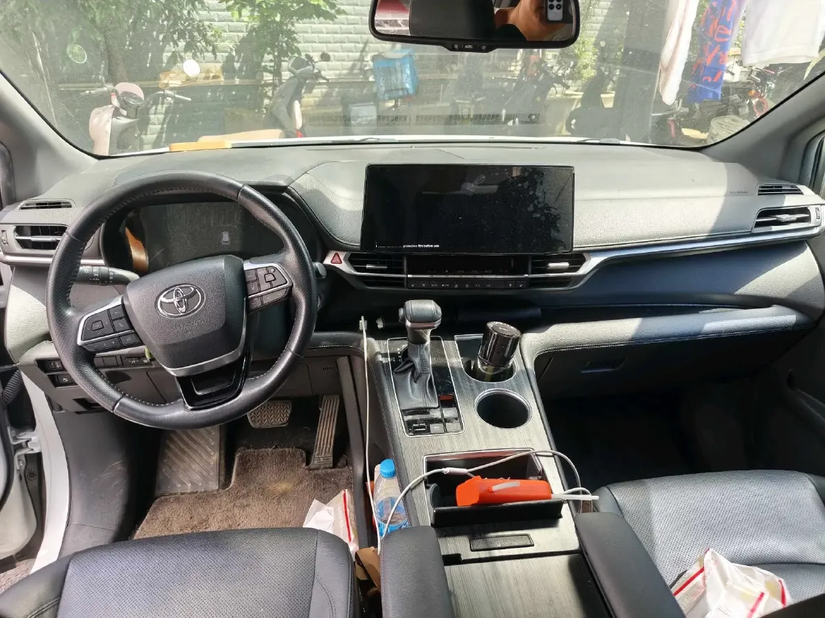 2021 Toyota Sienna 2.5L 192HP L4 E-CVT Hybrid,autocango,china used car exporter,china ev exporter,chinese used car exporter,chinese used ev exporter