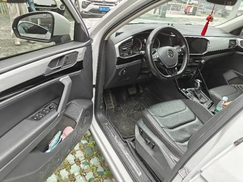 2021 Volkswagen Tayron 2.0T 186HP L4 7DCT,autocango,china used car exporter,china ev exporter,chinese used car exporter,chinese used ev exporter