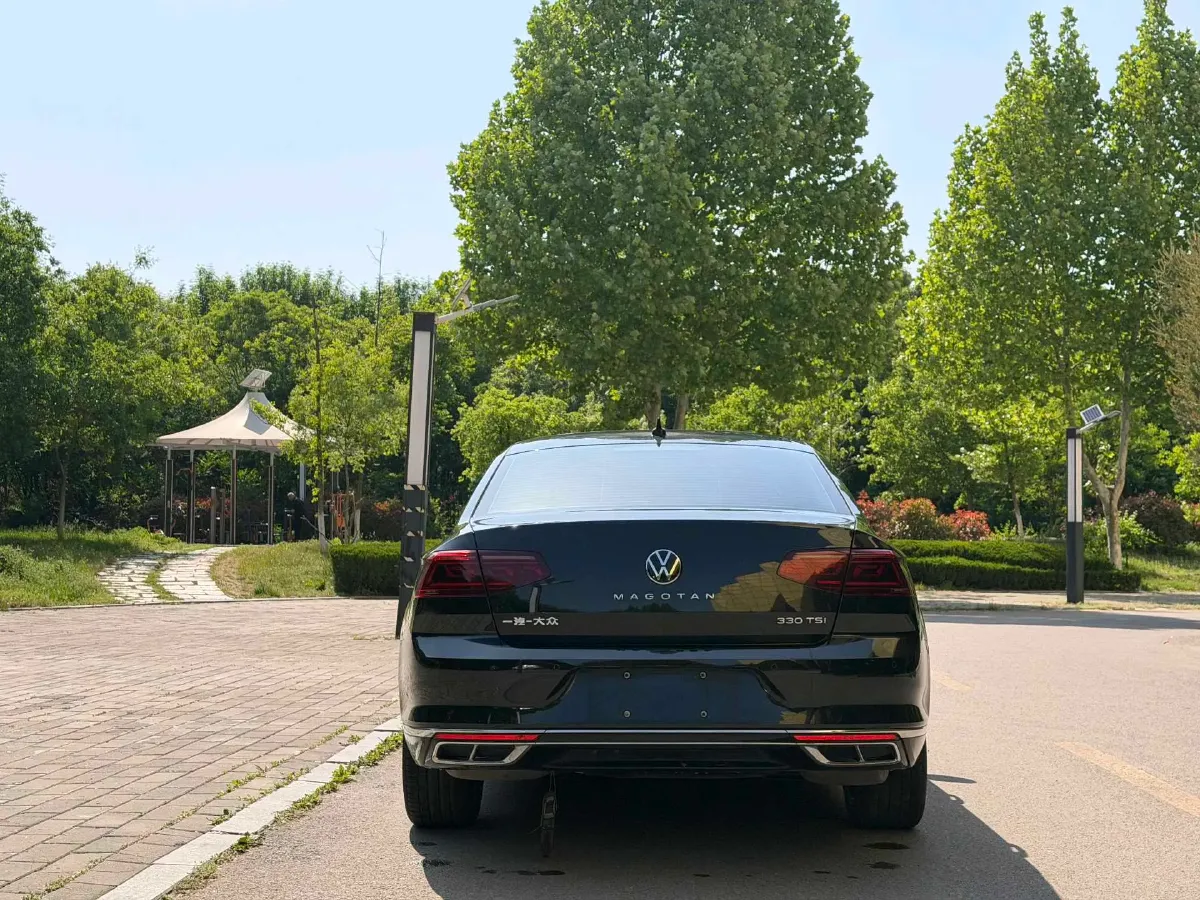 2023 Volkswagen Magotan 2.0T 186HP L4 7DCT,autocango,china used car exporter,china ev exporter,chinese used car exporter,chinese used ev exporter