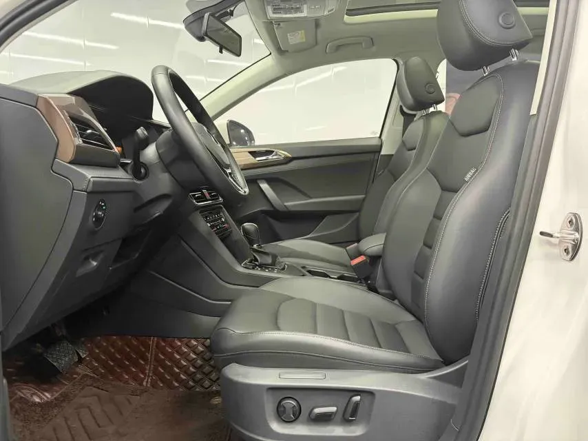 2022 MAXUS XinTu V90 2.0T 150HP L4 6AT,autocango,china used car exporter,china ev exporter,chinese used car exporter,chinese used ev exporter