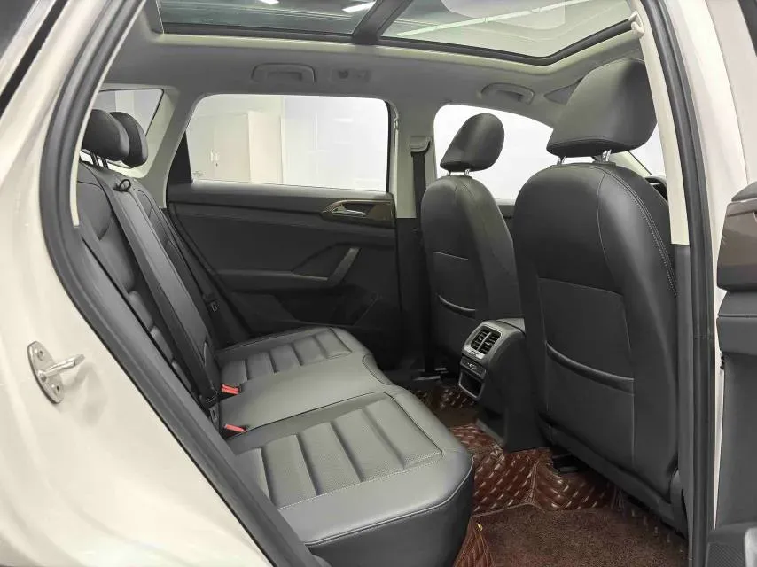 2022 MAXUS XinTu V90 2.0T 150HP L4 6AT,autocango,china used car exporter,china ev exporter,chinese used car exporter,chinese used ev exporter