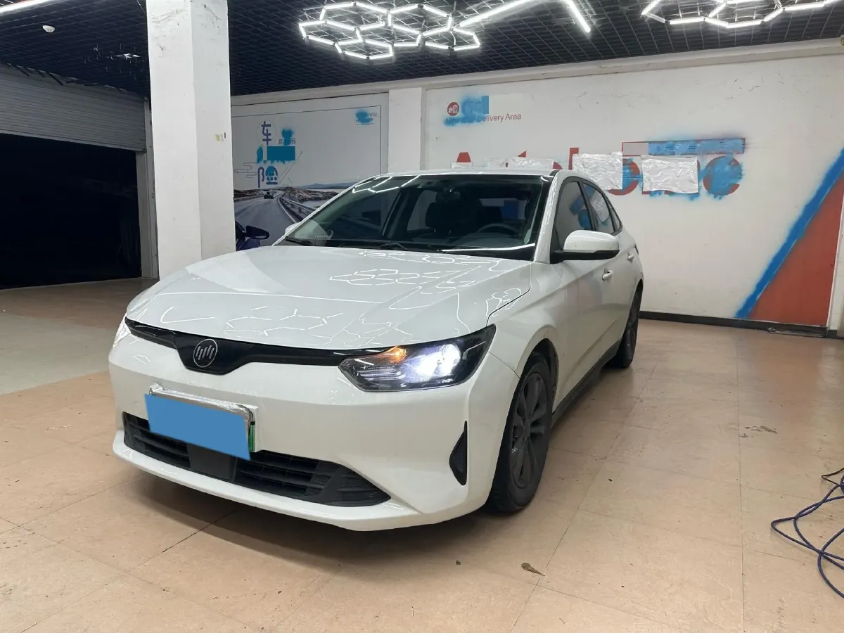 2021 Weltmeister E.5 BEV 49.92KWH,autocango,china used car exporter,china ev exporter,chinese used car exporter,chinese used ev exporter
