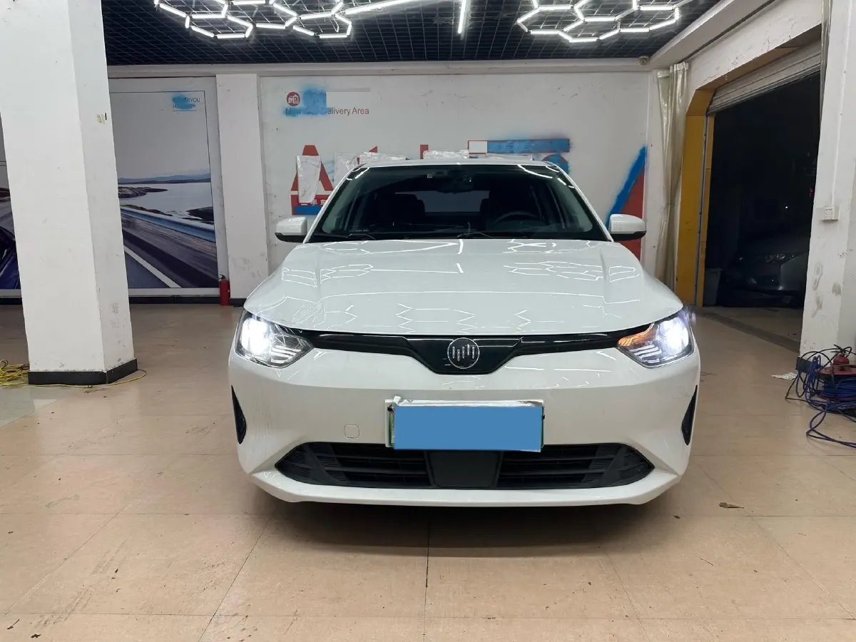 2021 Weltmeister E.5 BEV 49.92KWH,autocango,china used car exporter,china ev exporter,chinese used car exporter,chinese used ev exporter