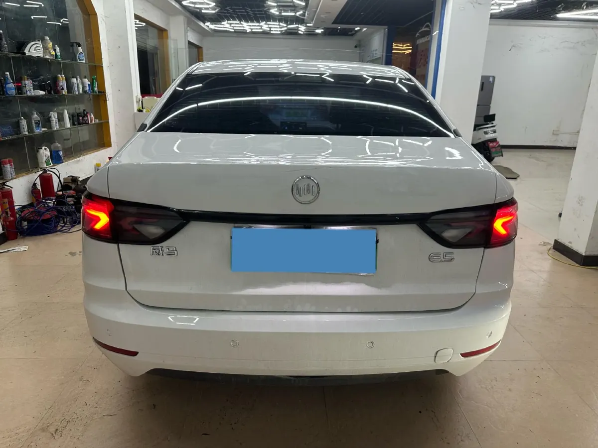 2021 Weltmeister E.5 BEV 49.92KWH,autocango,china used car exporter,china ev exporter,chinese used car exporter,chinese used ev exporter