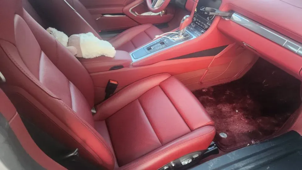 2023 Porsche 718 2.0T 250HP H4 7DCT,autocango,china used car exporter,china ev exporter,chinese used car exporter,chinese used ev exporter