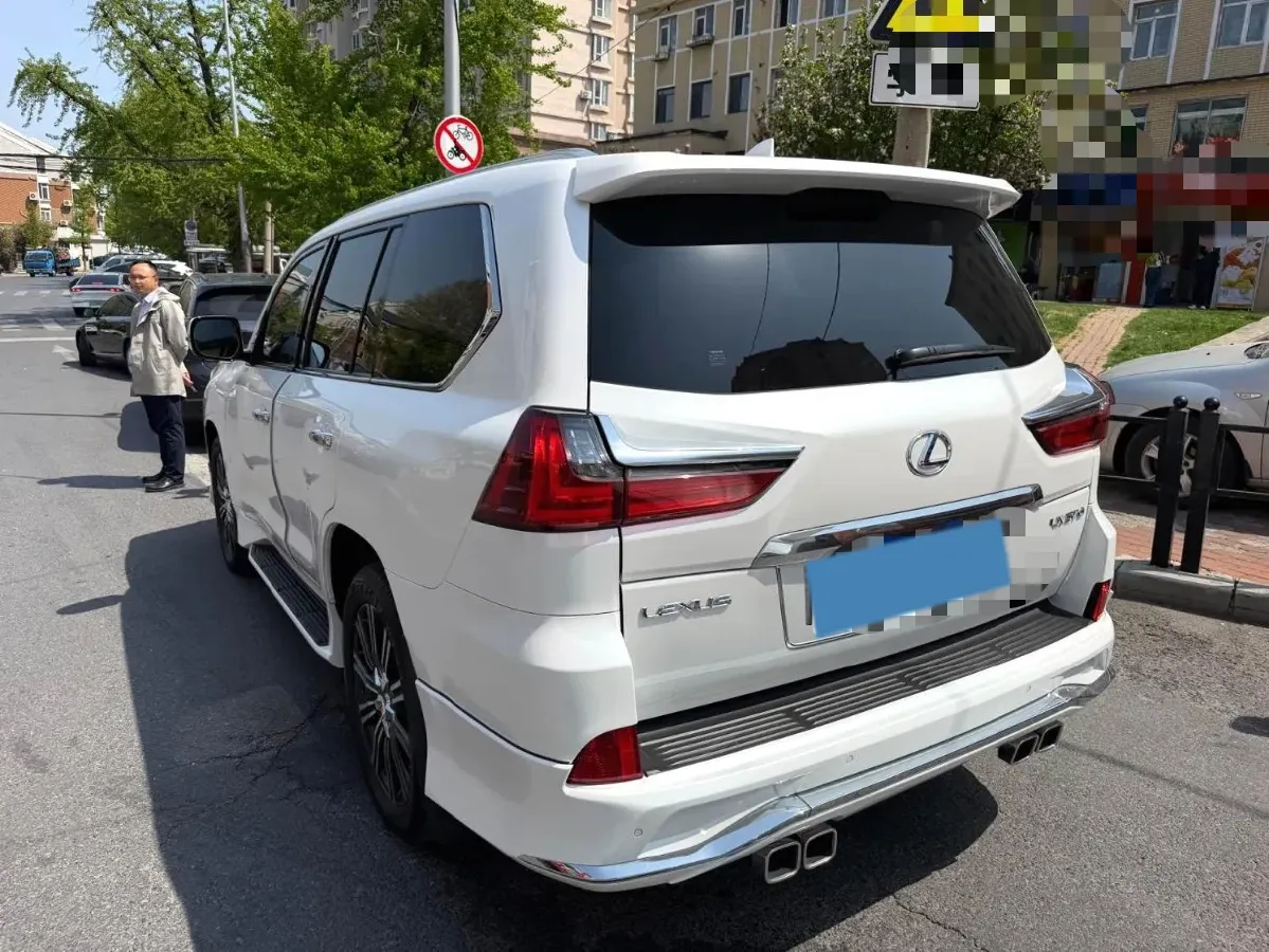 2016 Lexus LX 5.7L 367HP V8 8AT,autocango,china used car exporter,china ev exporter,chinese used car exporter,chinese used ev exporter