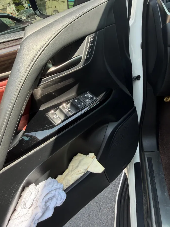 2016 Lexus LX 5.7L 367HP V8 8AT,autocango,china used car exporter,china ev exporter,chinese used car exporter,chinese used ev exporter